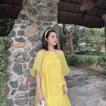 Quỳnh Lương Instagram - Trúc xinh trúc đứng đầu đình, em xinh em vẫn 1 mình chả ai yêu 😪😪😪