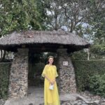 Quỳnh Lương Instagram - Trúc xinh trúc đứng đầu đình, em xinh em vẫn 1 mình chả ai yêu 😪😪😪