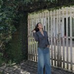 Quỳnh Lương Instagram - Nếu cậu không phải lo cơm áo gạo tiền, thì ước mơ của cậu là gì?