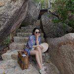 Quỳnh Lương Instagram - Mùa hè này không đi biển là có lỗi với mùa hè, đi biển rồi thấy có lỗi với làn da 😒😒😒