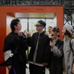 Queen Wei Instagram - 抵港二日。 - 林先攝影作品集。📷 - 國際潮流盛事ComplexCon 2024. 太精彩了。 不只是一個潮流文化的活動而已， 現場滿滿藝術家的思想聯動，靈魂的交錯， 進場之後就像進了一個奇趣夢幻國境。 就算逛完了全部還是會讓人想再逛個好幾圈。 ／ #我們的第一次香港 #complexcon2024