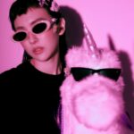 Queen Wei Instagram - Me and my unicorn. - 🦄🩷🎀⭐️ - 曾經好幾次夢到獨角獸這樣的生物無所不在的出現在我身邊，總是想像著在我肉眼無法看見的維度，他存在。 他可能真的在。 ／ 📷 @tzuyin1006 #gentlemonster #jenniexgentlemonster #🕶️ #🦄
