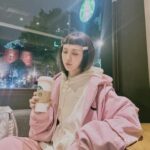 Queen Wei Instagram - 女生還是喜歡過節的。我大概是其中之一。 ／ #聖誕快樂 #普通生活普通過
