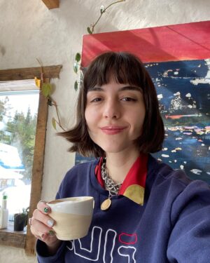 Quinn Shephard Instagram - 2022 but it’s all the selfies I never posted