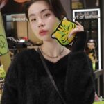 RUKO Instagram - "shu uemura × HIROANDO" メイクも今回お願いしました🩷 目のラメ見て！可愛すぎる😭💦 シュシュtiger🐅 @shuuemura 先行発売4月24日（水）、5月8日（水）から全国で発売されま す #pr #シュウウエムラ #シュウウエムラxヒロアンドウ #shuuemuramakeup