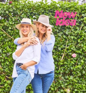 Rachael Carpani Instagram - 20 years on …Jodes and Becky (minus the horses😉)
Reunion with my dear friend , the always fabulous @billcav
💗💗💗
Head to @newideamagazine to click the link , www.newidea.com.au/mcleods-daughters-reboot 
full story out now in New Idea Magazine 
Thanks to the gorgeous team :
📸 @phillipcastleton 
✍️ #leighcredlin
@stephenmoriarty123 
*
*
*
*
*
*
#mcleodsdaughters #reunion 💗