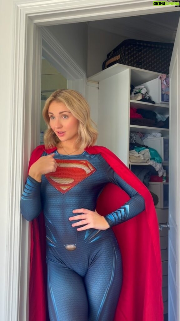 Rachael Evren Instagram - I will literally save your life #supergirl #cosplay #superman