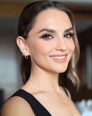 Rachael Leigh Cook Thumbnail - 4.4K Likes - Top Liked Instagram Posts and Photos