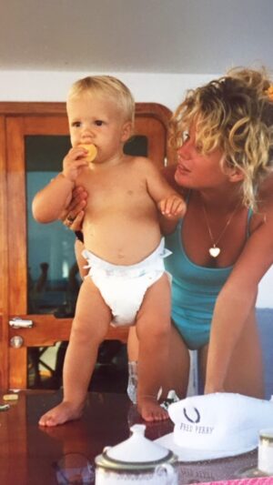 Rachel Hunter Instagram - Happy Birthday son @discostew94  sooo proud ! 🧡
ALWAYS a laugh , so much love !!