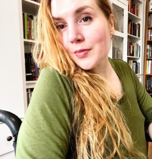 Rachel Miner Instagram - What I’m most grateful for in 2023 is the incredible amount my close friends stepped in to pull me through a very difficult year. At times I didn’t know if I’d make it but here I am happier and full of more love and gratitude than ever, for fiercely independent me had to learn her profound indebtedness to others . 

One of my biggest aims for 2024 is to connect with others in the most honest, vulnerable and authentic ways I can. 

I’m incredibly grateful for the people I’ve been lucky to be surrounded by who accept me fully as a disabled woman, but I cannot pretend that the world at large is accepting or mindful when it comes to disability. Every day of my existence is rife with examples of how far from understanding of the disability experience this society is and this troubles me deeply as I know how many others are experiencing difficulties due to the general lack of awareness extant in the world in regard to disability. 

For this reason I no longer like the phrase “don’t let your disability define you” it is problematic to me, as if my naming and claiming that I’m disabled will alter the the number of obstructions, obstacles and judgments those of us with disabilities run into in the world. My disability will be with me wherever I go, so the truth underlying the phrase too often feels more like “please maintain the illusion of acceptability and normalcy and don’t make us have to confront your disability”. I get it this disability journey can be scary and uncomfortable and sad, but I’d love to share with you that it can also be expanding, empowering and enlightening. So rather then attempting to keep up any illusion that my life looks like whatever normal is to another, I’d prefer to work toward creating a society that embraces disability and the diversity of human experience to the degree that we are each able to live authentically and freely without others questioning the value of our existence.

In other words being a disabled woman is one of the myriad ways you can define and identify me. I hope that by freely and honestly sharing my experience  I do my part in carving out a bit more space for you to do the same. #Disability