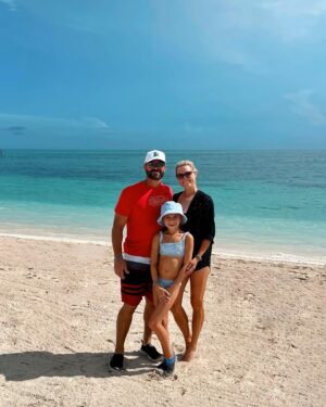 Rachel Reynolds Instagram - Happy 50th Bahamas 🇧🇸 
#independenceday