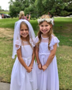 Rachel Reynolds Instagram - Ruby’s First Communion 🤍