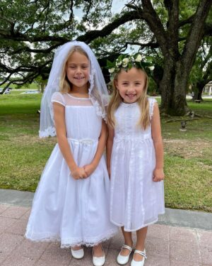 Rachel Reynolds Instagram - Ruby’s First Communion 🤍