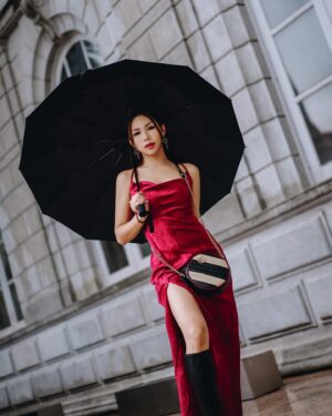 Rachel Wan Instagram - Rain or shine, I’ll be there for you. 

📸: @larrry.lu