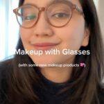 Rachel Amanda Instagram - Biasanya gue pakai contact lenses kalo ke kampus, tap karena kali ini lagi mager dan ingin pakai kacamata aja, marilah kita sedikit ekstra 🤏🏻 di bagian mata 👁️✨ Plus ada tambahan makeup yang gue beli pas di Sephora Copenhagen (di Belanda nggak ada Sephora soalnya saad 🥲) Mousturizer & Suncblock @laboreskinexpert Eyeshadow @athrbeautyco Eyeliner @patmcgrathreal Blush @milkmakeup Lipstick @bobbibrownid