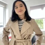 Rachel Amanda Instagram - Just a quick fit check because it’s officially Autumn hereee 🥹🍂🤎 Lip tint - @diorbeauty Addict Lip Tint 421 Natural Tea Shirt - @cosstores Coat - @uniqlo C collection