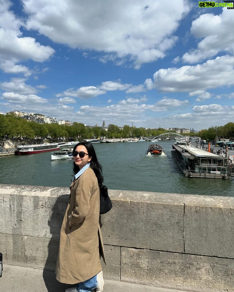 Rachel Amanda Instagram - Bisa nemenin mama papa cuaca Paris yang menyenangkan. Bersyukur sekalii 💗