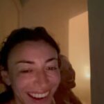 Rachel Legrain-Trapani Instagram - Résumé de notre journée 💕 1. Un léopard sur @paradisplage 😅 2. Yoga au réveil 🧘‍♀️ 3. On s’est fait un copain 🥰 4. On a testé le hammam et… 😂 5. toute la plage pour nouuuuuus 👯 6. un lunch de qualité 🍽️ #evjf #taghazout #maroc #girlstrip