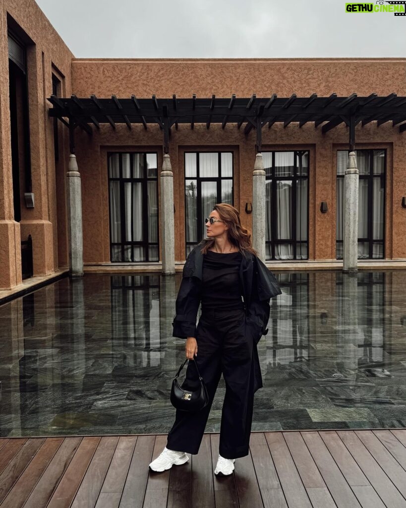 Rachel Legrain-Trapani Instagram - Unposted from Marrakech 🏜️ Mettez un 🌞 en com si vous avez hâte d’être au printemps ☺️😉😌 Dans le Nord c’est pas encore ça 😅 📍 @fairmontmarrakech | invitation |