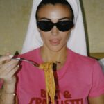 Rachel Legrain-Trapani Instagram – Fière de mes origines italiennes , baci & spaghetti ça pourrait être carrément ma philosophie 🇮🇹🍝
Et vous vous avez des origines? 
(pour les puristes on voit bien que ce sont des linguine ahaha mais il n’y avait que ça au room service) #pastalovers