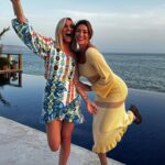 Rachel Legrain-Trapani Instagram - Dernière soirée de l’EVJF de ma @rachelstyliste 💕🌊 Pour les mariés et futurs mariés vous êtes partis où pour votre EVJF/H???