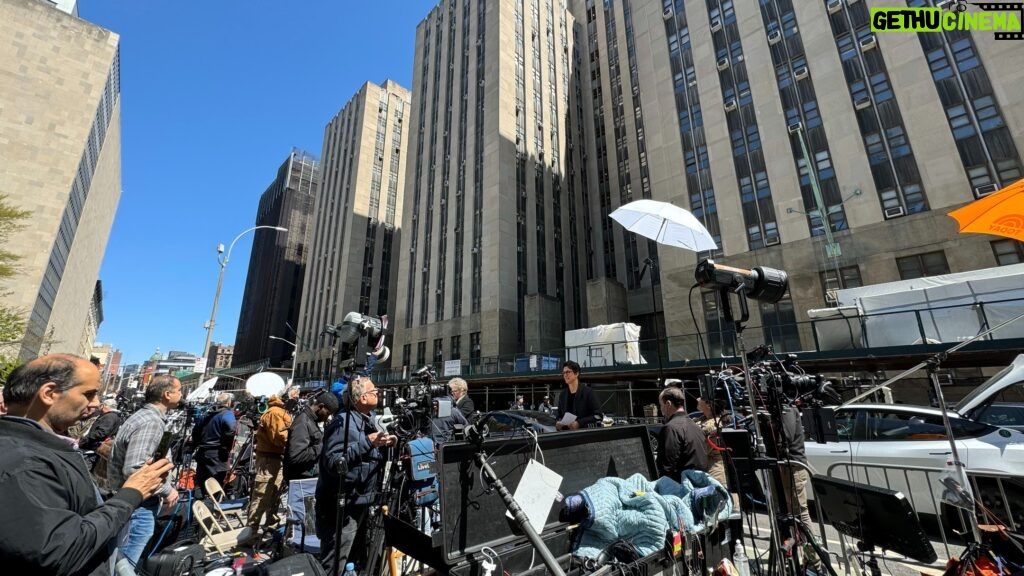 Rachel Maddow Instagram - After spending the morning in the courtroom for opening statements in Donald Trump's criminal trial in New York, Rachel braved the media jungle outside the courthouse. Rachel shares her impressions of the day and the case coming up in special coverage next hour! Thanks to @vaughn_hillyard for the photos!