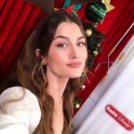 Rachel Matthews Instagram – Merry Xmas!! 🎁