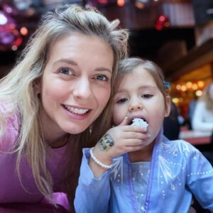 Rachel Riley Instagram - It’s now been 4 years since @pashakovalev and I became parents… and so we are firmly in the Elsa/Frozen zone with this little girl! Just breathing a sigh of relief now all the birthday celebrations are officially done, and it’s time to get ready for Christmas 🙈

Massive thanks to the brilliant Elsa (@leanneburkinshaw12 @poptopeventsuk) and amazing face painter @nirjarahoney for Mave’s little party.

We took her to see @frozenlondon at the theatre in Covent Garden yesterday and wow, what a production, just incredible 😍

These last 4 years have flown but we’re enjoying the ride so much.

(Also thanks to @babymoriofficial for her Xmas PJs gift from them amongst these pics)

#4thbirthday #elsa #frozen
