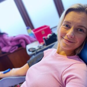 Rachel Riley Instagram - Just managed my 20th blood donation @givebloodnhs the first successful attempt since babies, woohoo!🩸♥️💪

Last time into my third year of breastfeeding my iron was too low, but @wildnutritionltd will be pleased to hear that their iron and vitamins supplements are working as this time they had to use their machine to check my levels weren’t too high to donate! (They were perfect 👌). I was #gifted their expertise and samples and very grateful to Lorna and the team for that - thanks ladies 🫶.

#giveblood