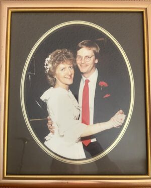 Rachel Riley Instagram - Happy Ruby Wedding Anniversary to the artists known as Mum and Dad, Bubbe and Grandad, Celia and Chris or Cynth and Roy! 😍💕👰🏼‍♀️🤵🏻‍♂️ Lovely catching up with family and old friends this weekend to celebrate 40 years of my parents happily being Mr and Mrs Riley - no mean feat! 42 odd years ago my Mum had the choice of sitting next to my Dad, or a man with a beard at a friend’s wedding… luckily for my Dad she didn’t like beards, and the rest is history 😆 Here’s to many more happy years together, well done you two! 🥂☕️❤️
