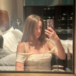 Rachel Sennott Instagram - Everyone please comment “the accutane is working queen”