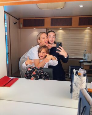 Rachel Skarsten Instagram - I had the absolute pleasure of reuniting with my darling Reign costar @littlespoonman in beautiful Belgium to make ‘The Royal Nanny’, premiering this Saturday, November 12th 8/7c on @hallmarkchannel. The added bonus for me was the truly LOVELY cast, crew & director who made this experience tops. Here are some behind the scenes snaps of all the fun that was had, and I hope you love the film as much as I did ❤️