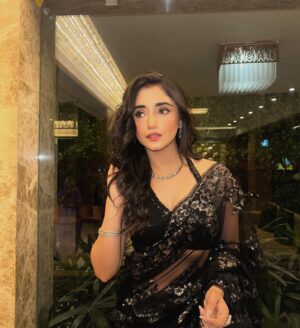 Rachi Sharma Instagram - 🖤