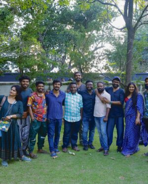 Radhika Radhakrishnan Instagram - And its a wrap !! 
What a fantastic experience it was ♥️
Thank you @koyanajeem and his team for having in trusting me 🌻
#1000plusbabies @disneyplushotstar