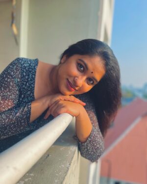 Radhika Radhakrishnan Instagram - 🌻 
.
.
.
Cute pictures courtesy @ima.snookums