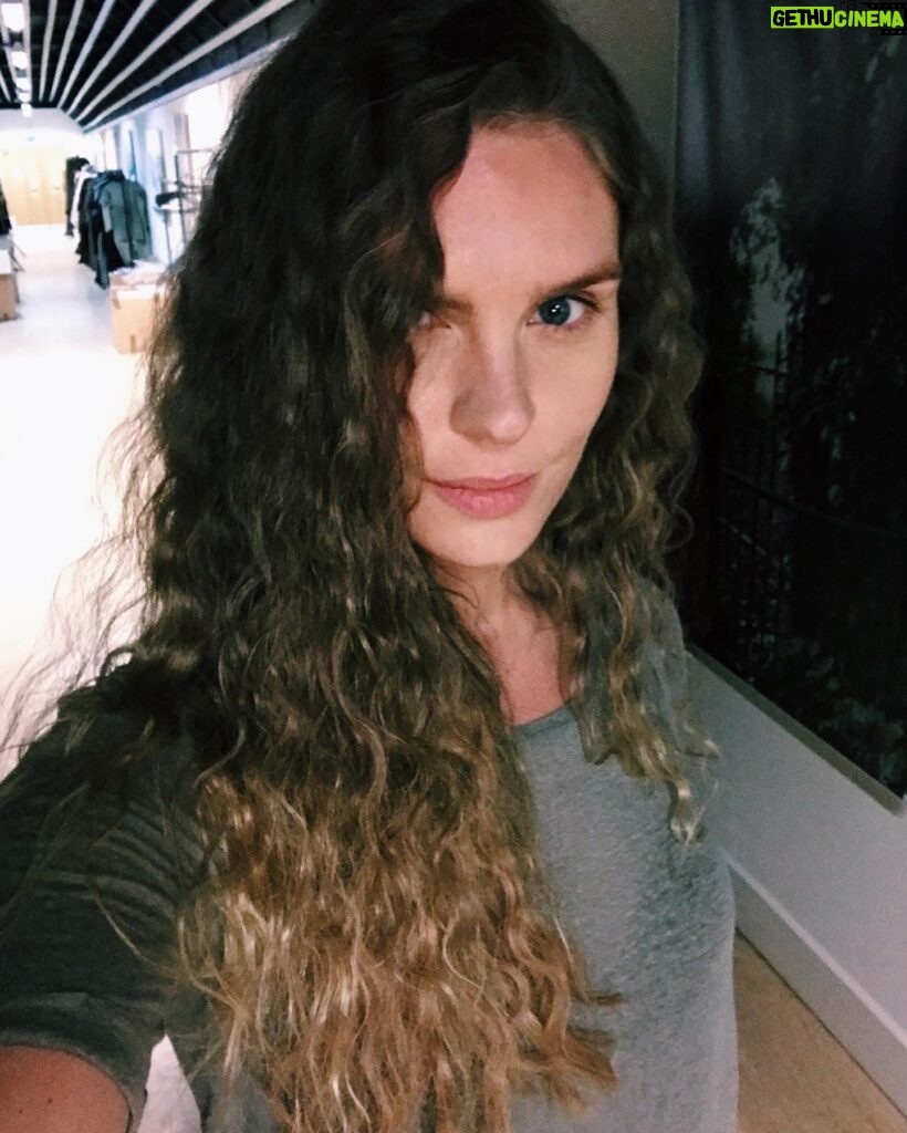 Ragga Ragnars Instagram - Missing my ‘Gunnhild hair’ 🤍 #vikings #hair #gunnhild