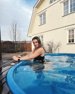 Ragga Ragnars Instagram - I’m a fan of hot water, swimsuits and weekend vacations.. 🧜🏼‍♀️ @the_white_house_iceland #mermaid #hottub #swimsuit