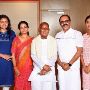 Rakshana Induchoodan Instagram - Few magical moments in Ilayaraja sir studio🎶🌸
My fams dream for sure 🥹❤️