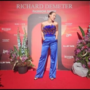 Ramóna Kiss Instagram - 💙🤎
@richarddemeter #richarddemeterfashionshow