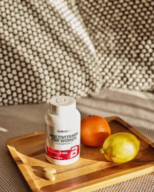 Ramóna Kiss Instagram - Már több, mint egy hónapja lelkesen csinálom a #BioTechUSABetterMe challange kihívásait, remélem Ti is hasonlóan aktívak vagytok, és mindennap isztok legalább 2 liter vizet💧, mozogtok 30 percet🏃🏼‍♀️, esztek zöldséget🥬, gyümölcsöt🍎, legalább 6 órát alszotok🛌, és az olvasásra📚 is jut időtök!
A napjaimba én még belecsempésztem a Multivitamin For Women tablettát, ugyanis ha gyors, egyszerű és rendkívül sokrétű támogatásra van szükséged, akkor ez a tökéletes választás! 
Legyen Neked is ez a legfittebb éved!
#BioTechUSABetterMe
@biotechusa_magyarorszag
#hirdetes