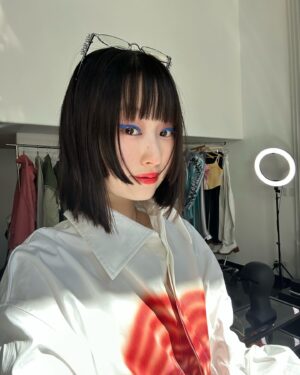 Ran Wei Instagram - Know yourself and you will win all battles