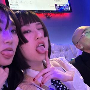 Ran Wei Instagram - 🇺🇸🎀💽
