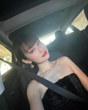 Ran Wei Instagram - What’s up 2024? 👩🏻‍🚀