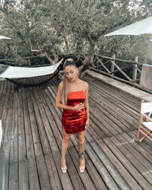 Rania Saiidii Instagram - ❤️‍🔥

@apmgirls_europe & @apmmonaco 
#apmmonaco #apmgirls ✨