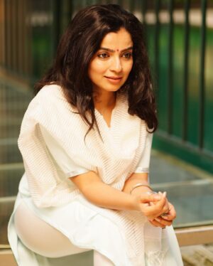 Ranjitha Menon Instagram - Bright, white and feeling light!

@suhail_choyi_photography