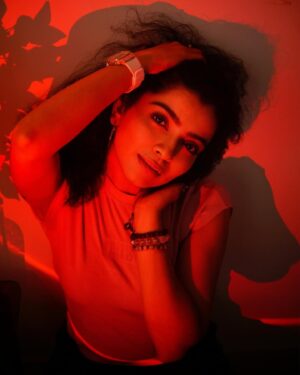 Ranjitha Menon Instagram - Crimson Reverie! 

#scarlet #crimson #shadows #warmhue #passion #tranquility #raw

Shot by @arunchandu
