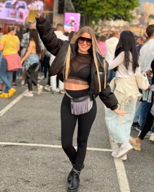 Raquel Jacob Instagram - 💃🏼Que dias incríveis como este, encontrem um jeito de se repetirem muitas vezes e por muitos anos suas arrombadas @catarina_jacob @maffcosta os momentos ao vosso lado têm mais valor, por conhecer a dor da saudade de não vos ter sempre por perto! #sisterhood💕