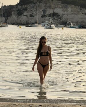 Raquel Jacob Instagram - Menorca, SUN, SAND, the SEA and ME!