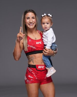 Raquel Pennington Instagram - Today’s the day!!!! 🌪️ is taking over St. Louis. Let’s go baby mama 🏆 we are so proud of you and excited to watch you work! Have fun and be you. You were born with talent and destined for greatness. Go shine bright ✨ @teciatorres #TeamTiny #ufc #ufcfightnight #ufcstlouis #thereturn