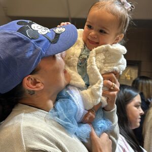 Raquel Pennington Instagram - Magical moments with my two favorite ladies at Disney on Ice! 🌟❄️ #FirstExperience #MoanaMagic